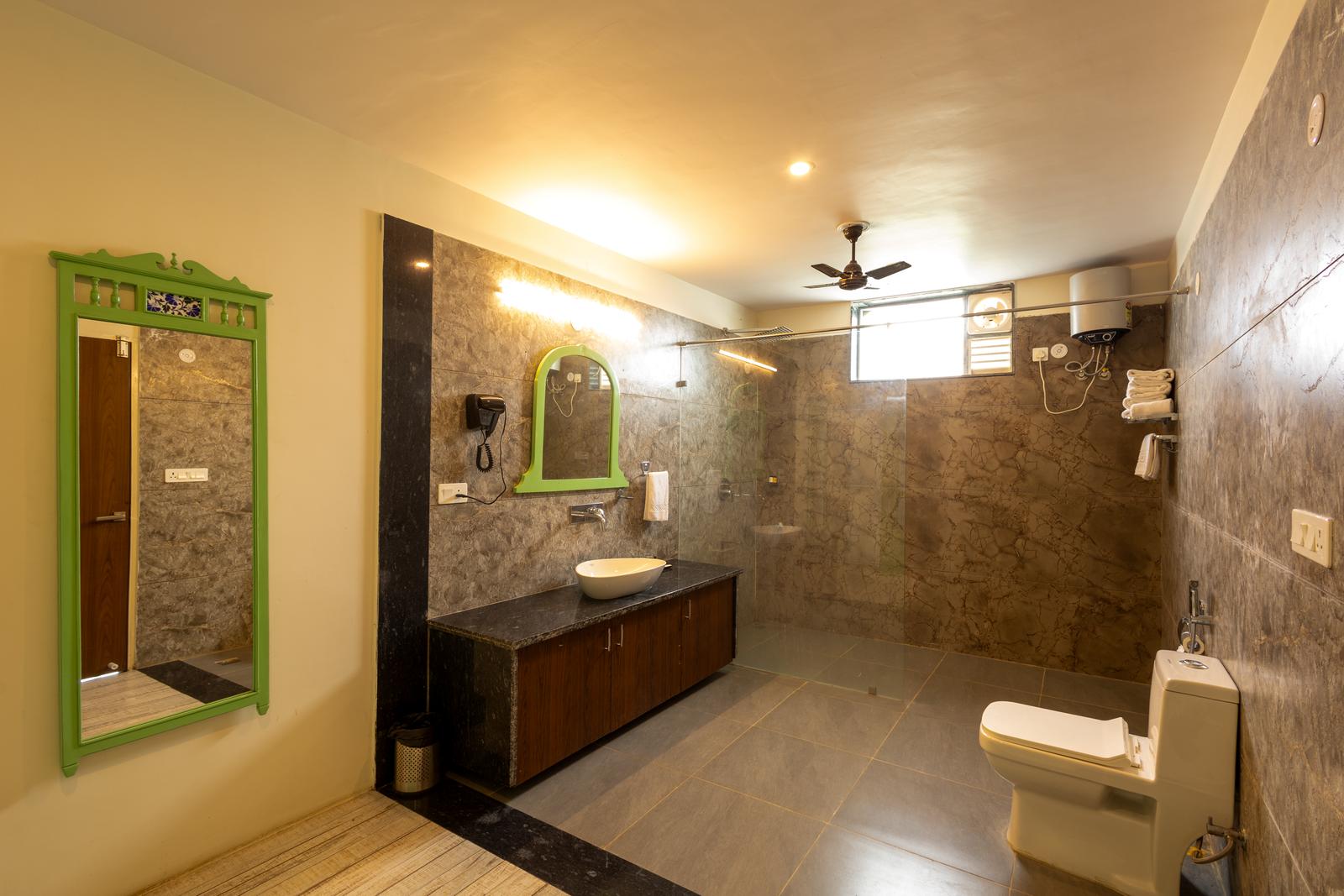 Javed Room Sajjan Jawai Chapter | Luxury Room